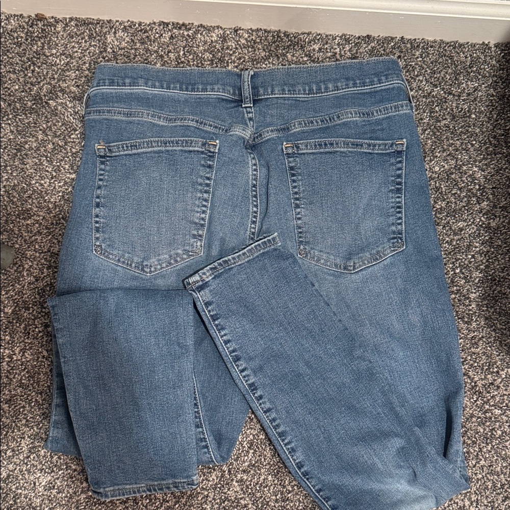 GAP Women's Skinny Jeans - Classic Denim - Picture 3 of 3